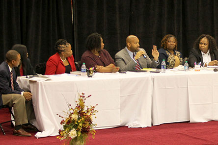 Book Discussion draws light from panel 